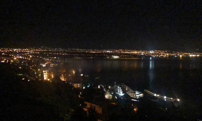 Недвижимость Трехкомнатная квартира в Центре: 13