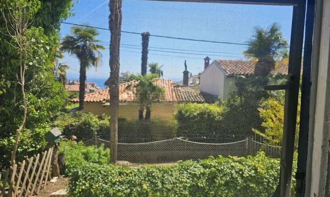 Недвижимость Двухкомнатная квартира в центре Опатии: 2