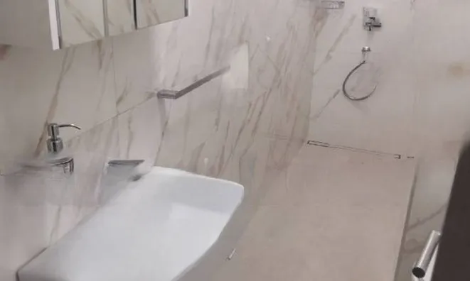 Недвижимость Двухкомнатная квартира, Центр: 10