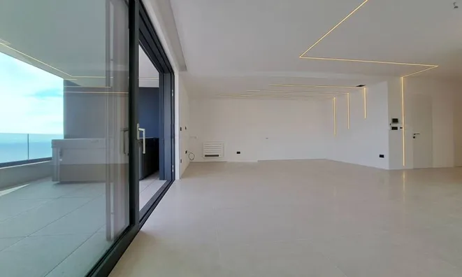 Недвижимость Четырехкомнатная квартира в центре Опатии: 4