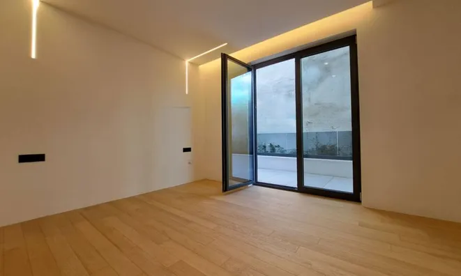 Недвижимость Четырехкомнатная квартира в центре Опатии: 11