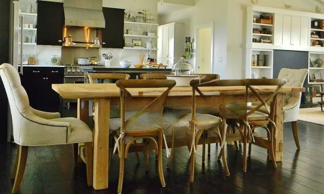 Недвижимость Трехкомнатная квартира Центр: 3