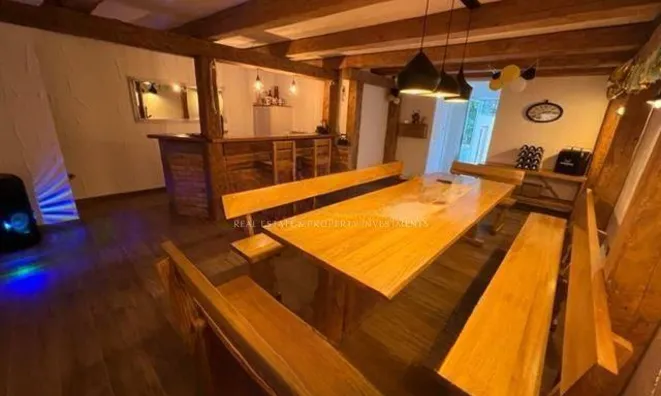 Недвижимость Многоквартирный дом Побри: 10