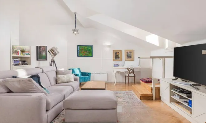 Недвижимость Четырехкомнатная квартира в Централе: 1