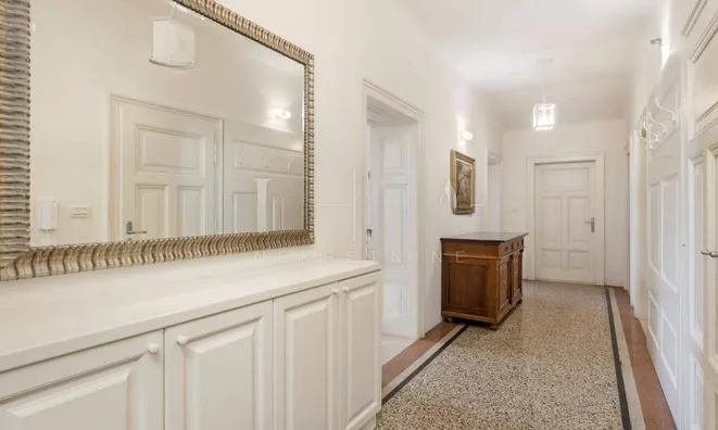 Недвижимость Четырехкомнатная квартира в Централе: 11