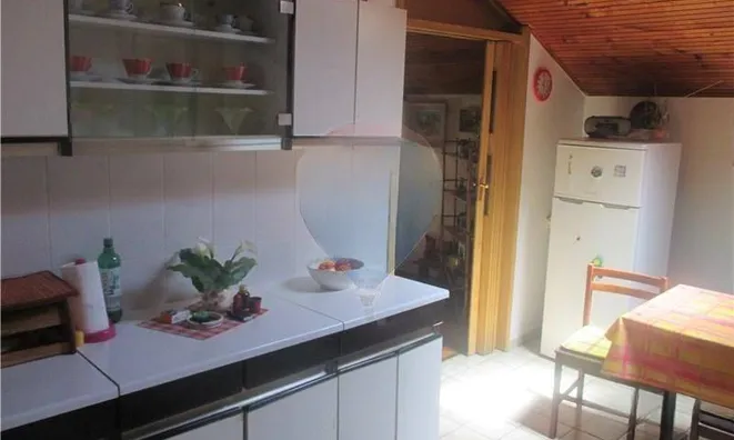 Недвижимость Четырехкомнатная квартира Центр: 8