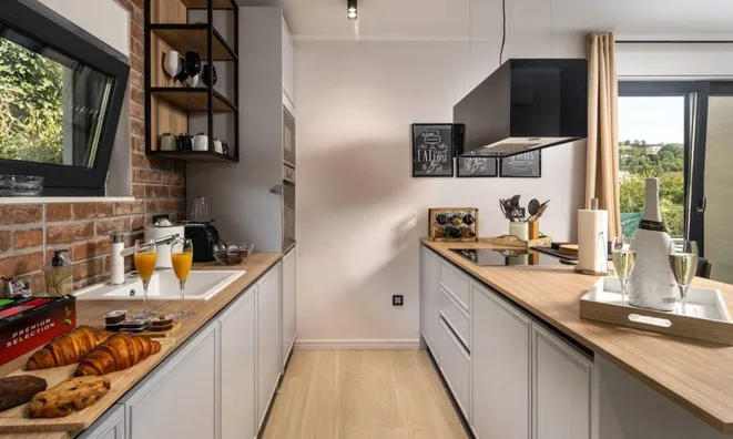 Недвижимость Дом семейный 1224 м² в Центре: 9