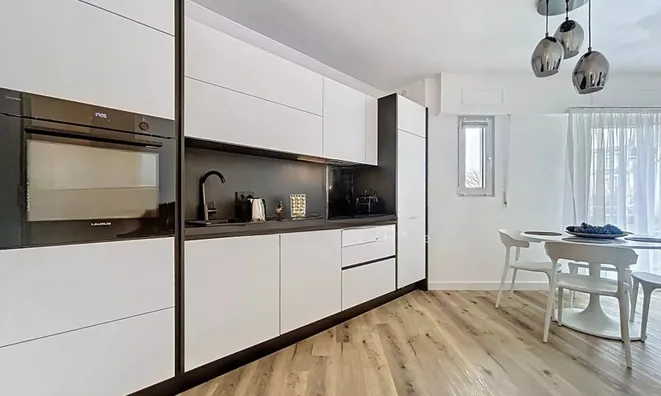 Недвижимость Studio for sale in Bertrange: 1