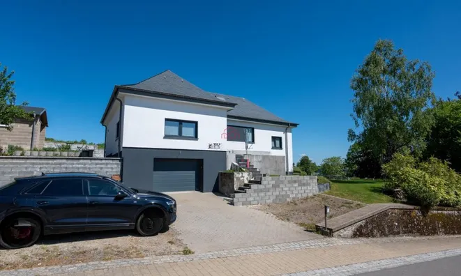 Недвижимость House 4 bedrooms for sale in Arsdorf: 3