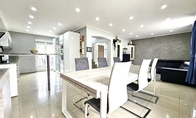 Недвижимость Semi-detached house 5 bedrooms for sale in Differdange: 5