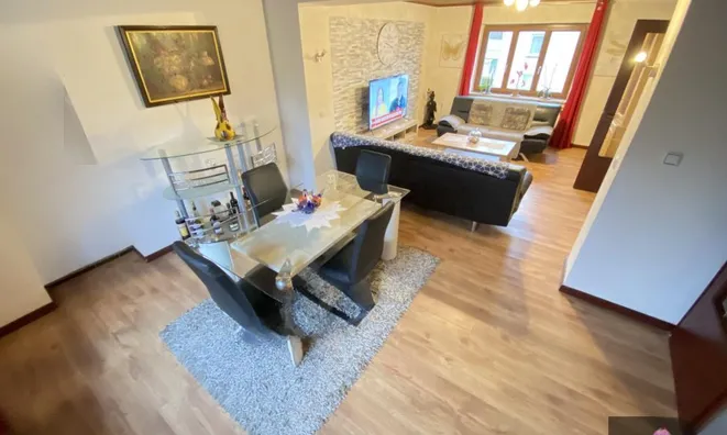 Недвижимость House for sale in Niederfeulen: 2