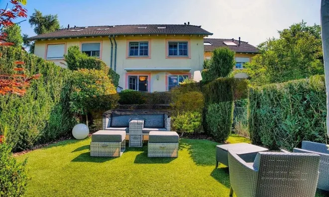 Недвижимость Detached house 4 bedrooms for sale in Goetzingen: 1