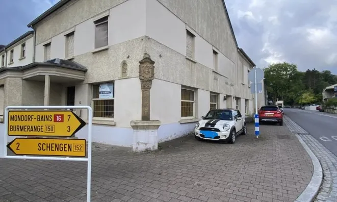 Недвижимость House for sale in Schengen: 1