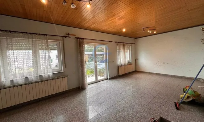 Недвижимость Semi-detached house for sale in Bascharage: 3