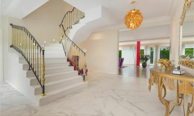 Недвижимость House 5 bedrooms for sale in Strassen: 6