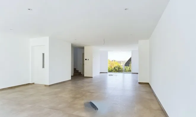 Недвижимость Triplex 3 bedrooms for sale in Oetrange: 3