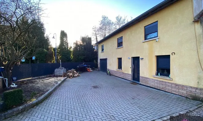 Недвижимость House 5 bedrooms for sale in Oberfeulen: 3