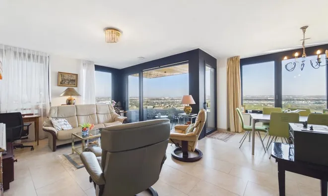 Недвижимость Apartment 2 bedrooms for sale in Luxembourg-Gasperich - Cloche d'or: 1