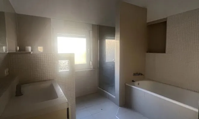 Недвижимость Detached house 4 bedrooms for sale in Luxembourg-Centre ville: 4