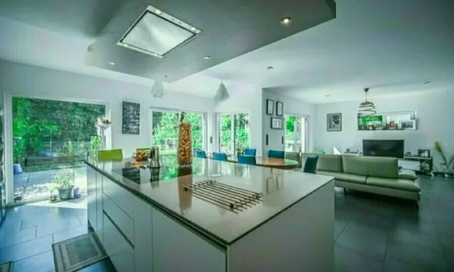 Недвижимость House 4 bedrooms for sale in Syren: 4