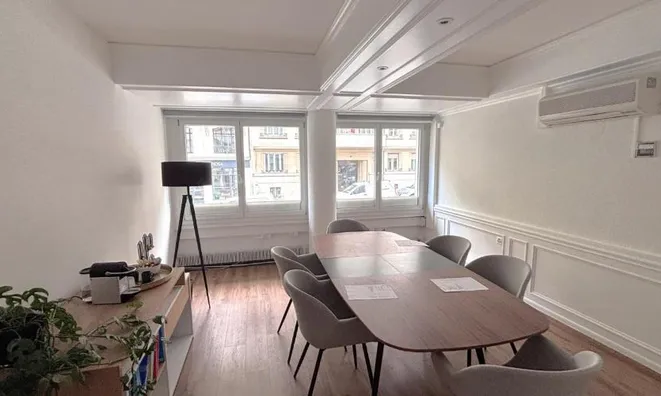 Недвижимость Apartment 4 rooms: 2