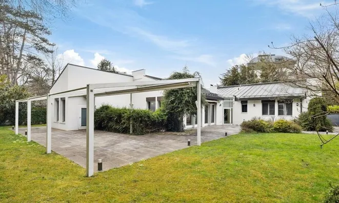 Недвижимость Single house 9 rooms: 1