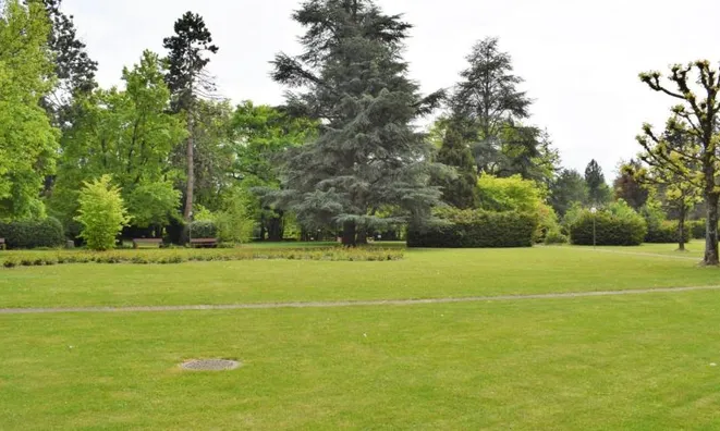 Недвижимость Apartment 4 rooms: 3