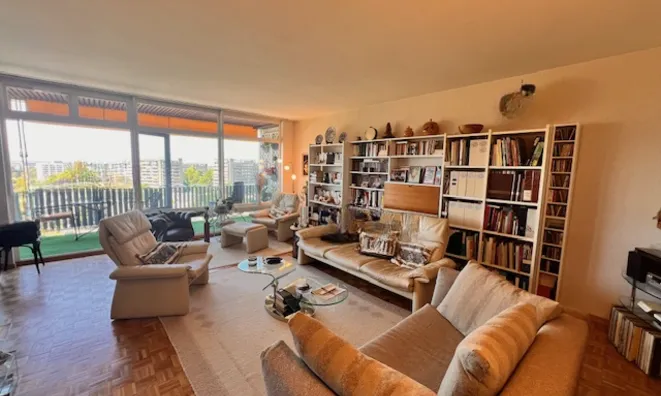 Недвижимость Apartment 3.5 rooms: 3