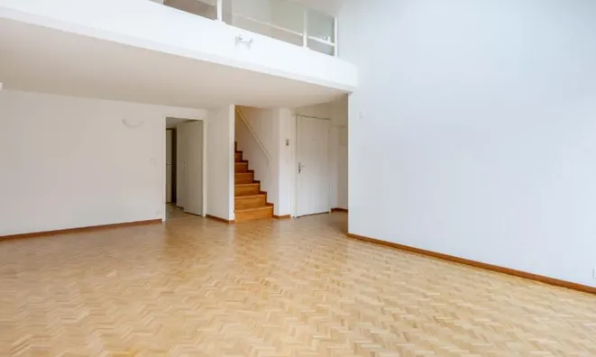 Недвижимость Attic flat 4 rooms: 5