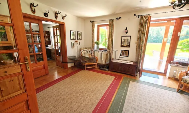 Недвижимость Дом, Блед.: 3