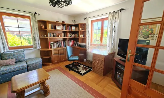 Недвижимость Дом, Блед.: 7