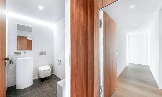 Недвижимость Apartment 6 rooms: 11