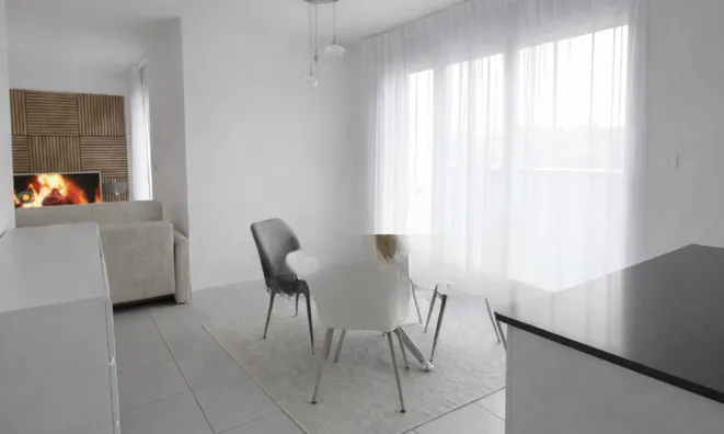 Недвижимость Attic flat 4 rooms: 3