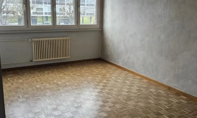 Недвижимость Apartment 4 rooms: 4