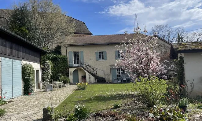 Недвижимость Single house: 1