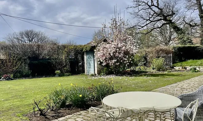 Недвижимость Single house: 6