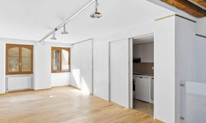 Недвижимость Apartment 4 rooms: 4