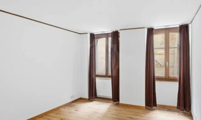 Недвижимость Apartment 4 rooms: 8