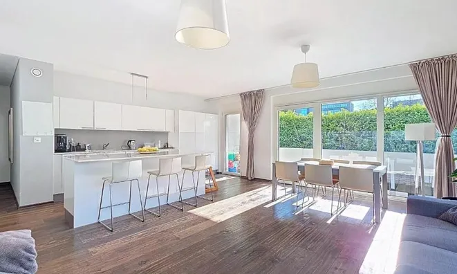 Недвижимость Apartment 5 rooms: 1