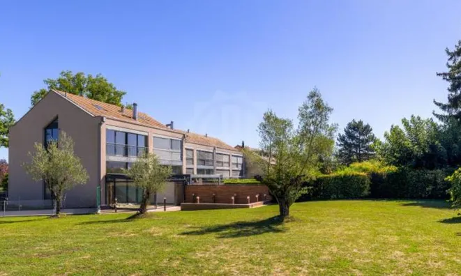 Недвижимость Single house 6 rooms: 1