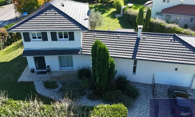 Недвижимость Villa 6 rooms: 2