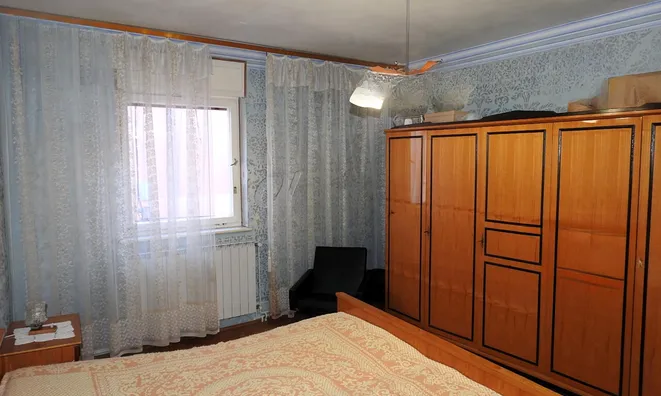 Недвижимость Дом с террасой в центре Изолы: 17