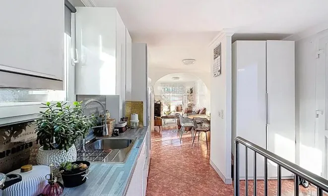 Недвижимость Single house 6 rooms: 7