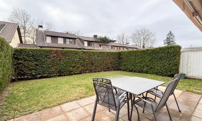 Недвижимость Row house 7 rooms: 1