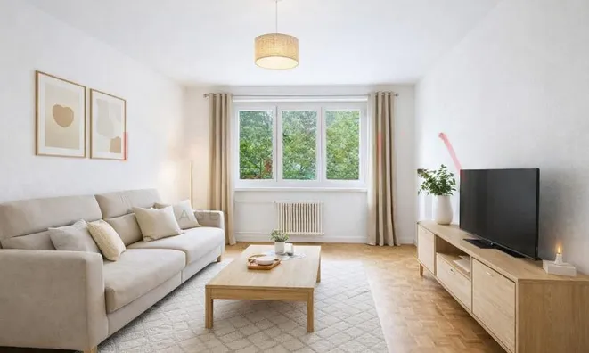 Недвижимость Apartment 4 rooms: 1