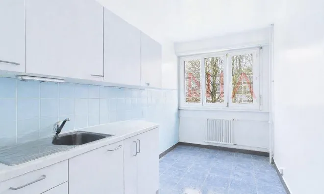 Недвижимость Apartment 4 rooms: 5