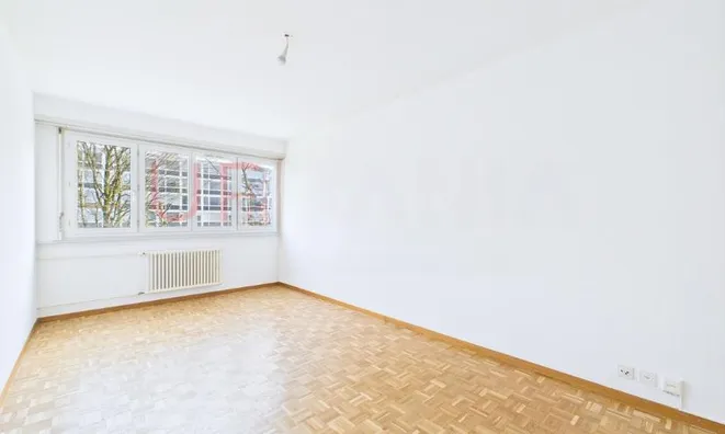 Недвижимость Apartment 4 rooms: 9