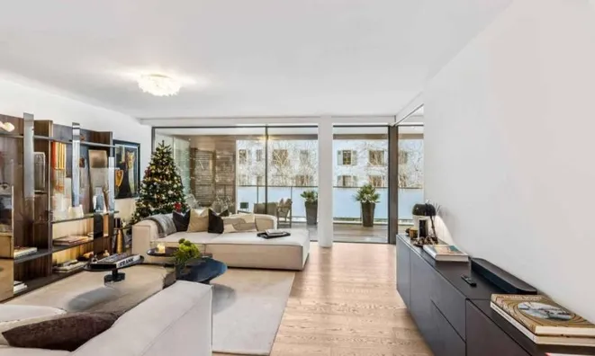 Недвижимость Apartment 4 rooms: 2