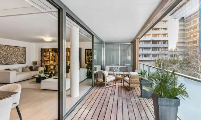 Недвижимость Apartment 4 rooms: 5