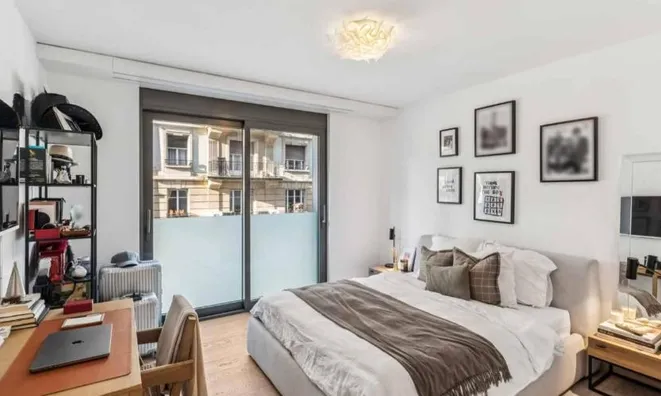 Недвижимость Apartment 4 rooms: 6